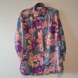 Maggie Sweet size 1x floral Blouse